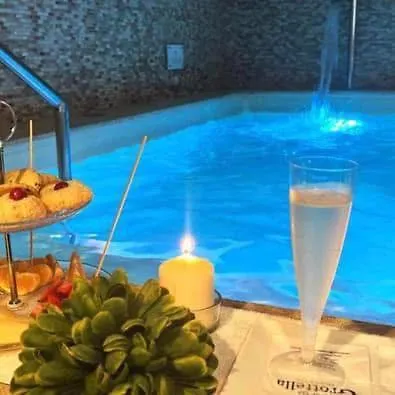 Masseria Grottella فندق أفيترانا