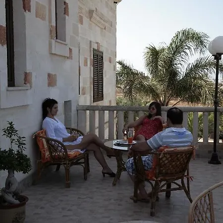 Hotel Masseria Grottella 4*