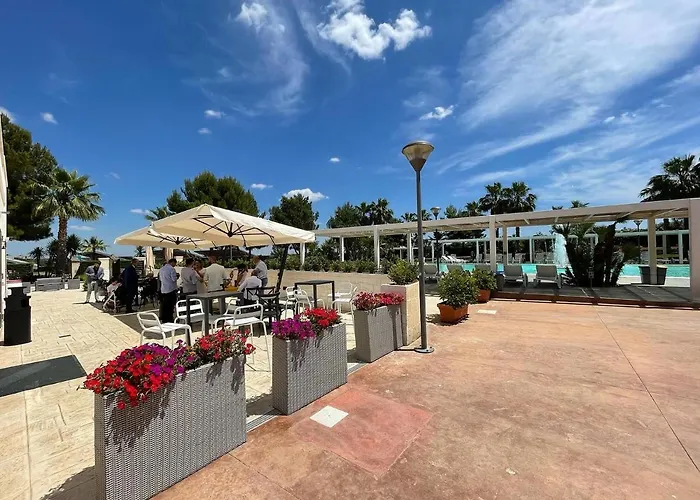 Hotel Masseria Grottella 4*